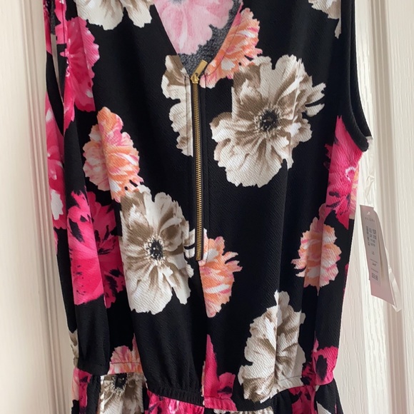 Romper - Picture 3 of 3